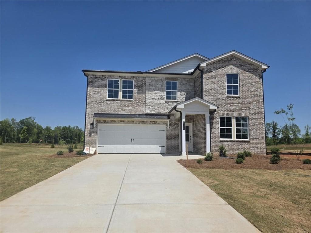 5 bedroom, 3 bathroom, 2,774 sq ft single family residence under contract at 324 EARNSHAW Avenue, Mcdonough, GA 30253