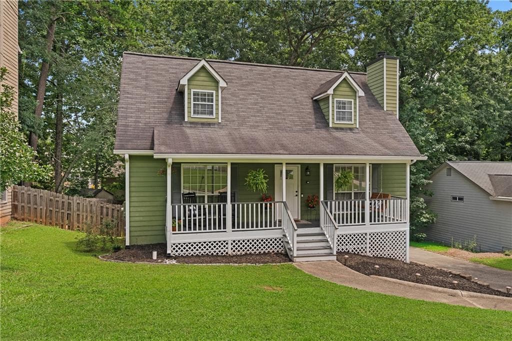 3 bedroom, 2 bathroom, 1,500 sq ft single family residence for sale at 5705 Princeton Oaks Drive, Buford, GA 30518 — photo 3