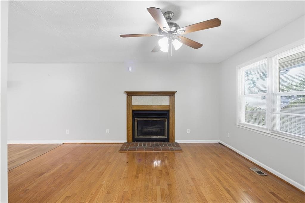 4 bedroom, 2 bathroom, 1,872 sq ft single family residence for sale at 2333 Donnie Lee Drive, Gainesville, GA 30506 — photo 9