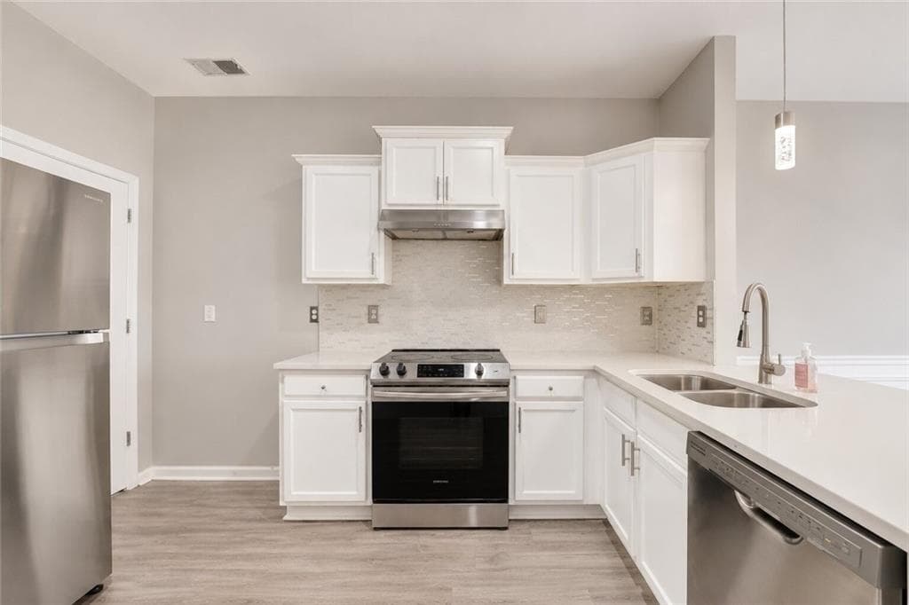 3 bedroom, 3 bathroom, 1,538 sq ft townhouse for rent at 2785 Sudbury Trace, Norcross, GA 30071 for $2,800 a month — photo 8