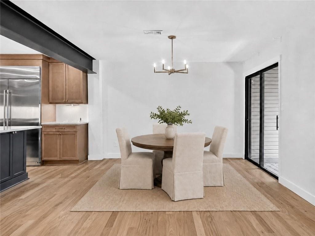 3 bedroom, 3 bathroom, 2,192 sq ft townhouse for sale at 4075 Audubon Drive, Marietta, GA 30068 — photo 4