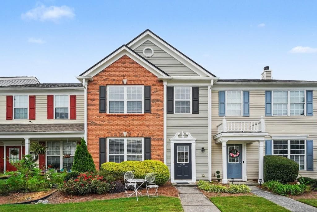 3 bedroom, 3 bathroom, 1,386 sq ft home for sale at 1732 Stanwood Drive, Kennesaw, GA