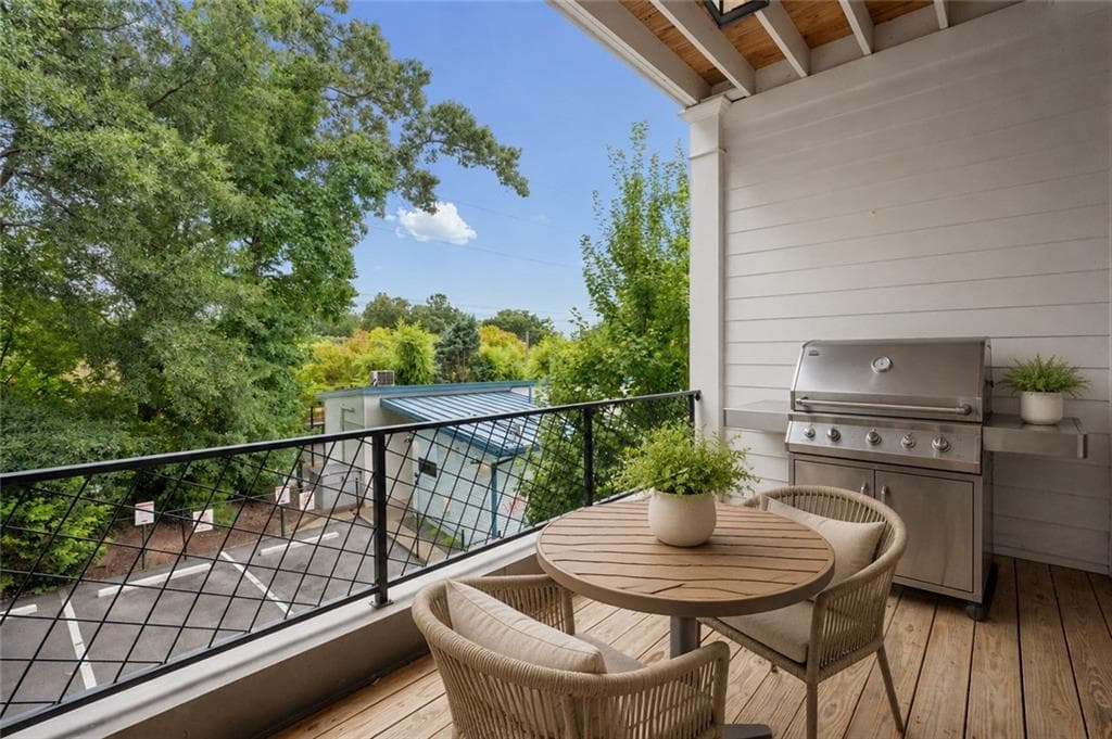 2 bedroom, 2 bathroom, 1,184 sq ft townhouse for sale at 220 Colebrook Street, Atlanta, GA 30307 — photo 5