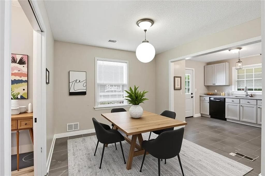 3 bedroom, 2 bathroom, 1,196 sq ft single family residence for sale at 55 Grant Drive, Cartersville, GA 30121 — photo 5