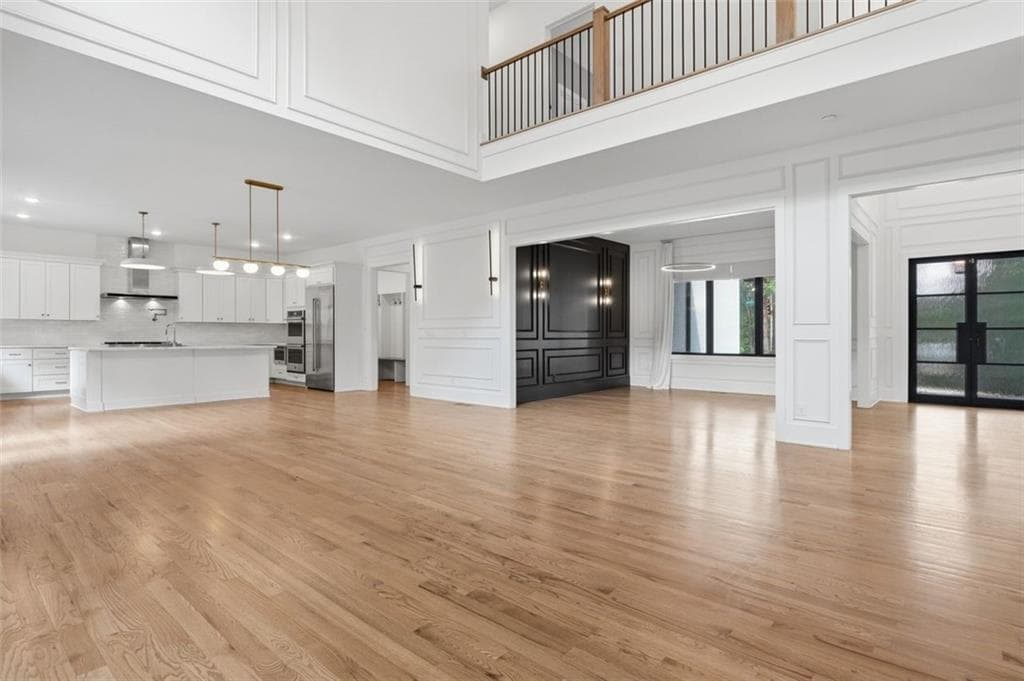 5 bedroom, 8 bathroom, 6,682 sq ft single family residence for rent at 1200 Moores Mill Road, Atlanta, GA 30327 for $12,500 a month — photo 4