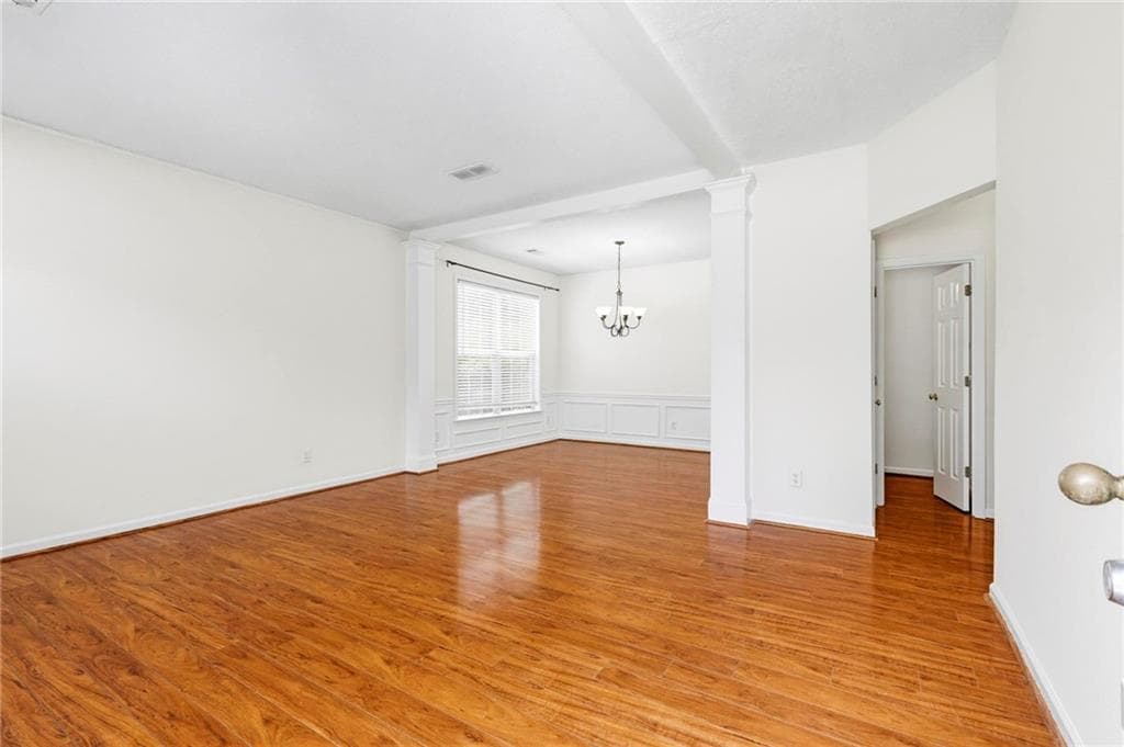 3 bedroom, 3 bathroom, 1,998 sq ft single family residence for rent at 490 Chippenham Court, Johns Creek, GA 30005 for $2,700 a month — photo 6