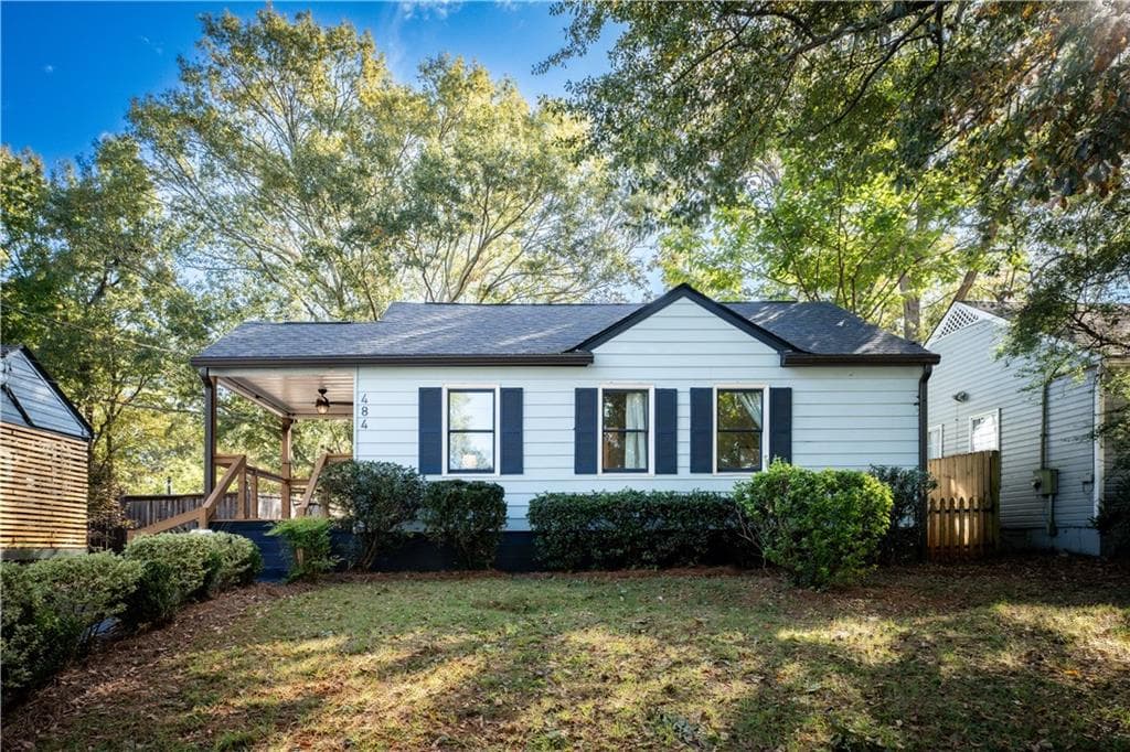 2 bedroom, 1 bathroom single family residence for rent at 484 Glenwood Place, Atlanta, GA 30316 for $2,400 a month — photo 1 of 22