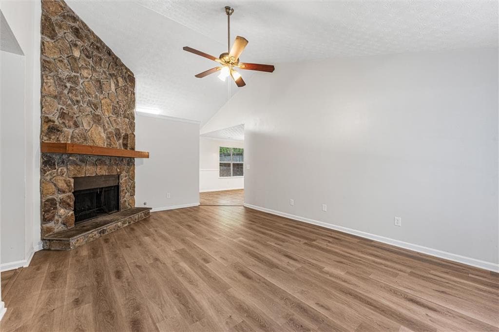 3 bedroom, 2 bathroom, 1,542 sq ft single family residence for sale at 270 Belmont Trail, Covington, GA 30016 — photo 4