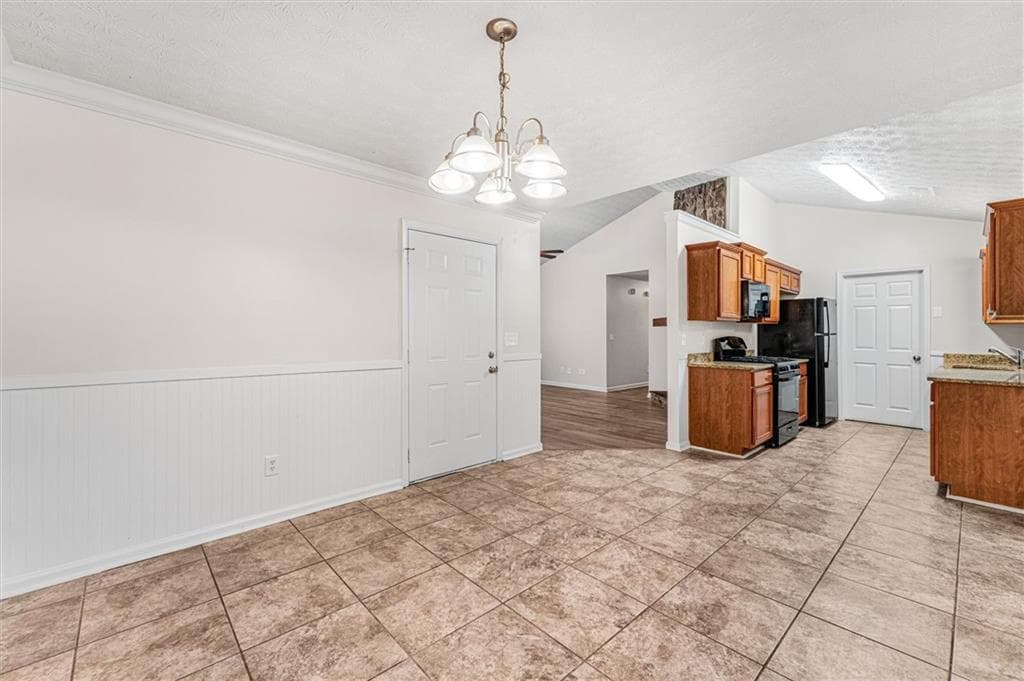 3 bedroom, 2 bathroom, 1,542 sq ft single family residence for sale at 270 Belmont Trail, Covington, GA 30016 — photo 7