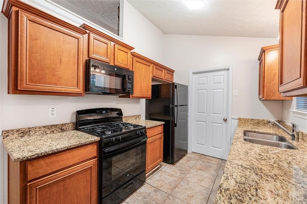 3 bedroom, 2 bathroom, 1,542 sq ft single family residence for sale at 270 Belmont Trail, Covington, GA 30016 — photo 8
