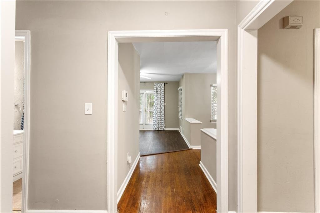 3 bedroom, 2 bathroom, 1,417 sq ft single family residence under contract at 851 Cardova Drive, Atlanta, GA 30324 — photo 5
