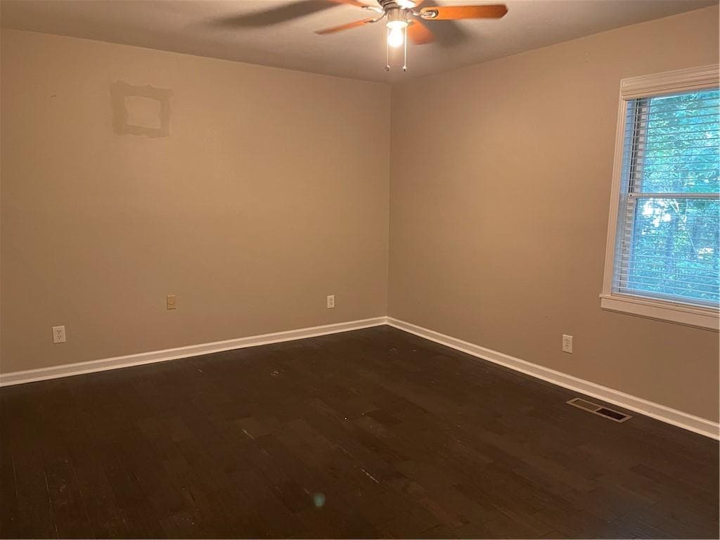 3 bedroom, 2 bathroom, 1,198 sq ft townhouse for rent at 1524 Planters Ridge Lane, Alpharetta, GA 30004 for $2,000 a month — photo 9