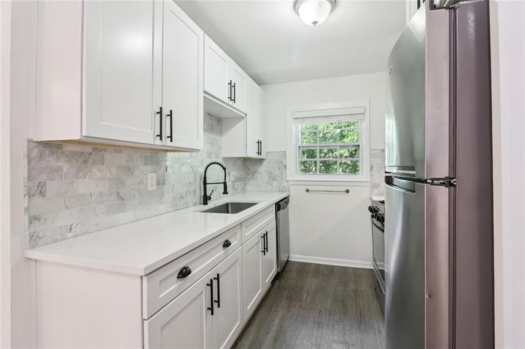 1 bedroom, 1 bathroom, 640 sq ft condominium for sale at 1284 Piedmont Avenue 12, Atlanta, GA 30309 — photo 4
