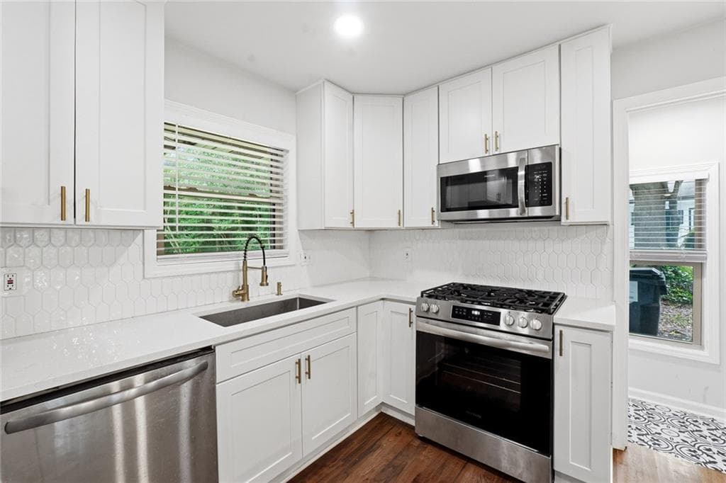 3 bedroom, 2 bathroom, 1,482 sq ft single family residence under contract at 26 Vanguard Circle, Marietta, GA 30060 — photo 7