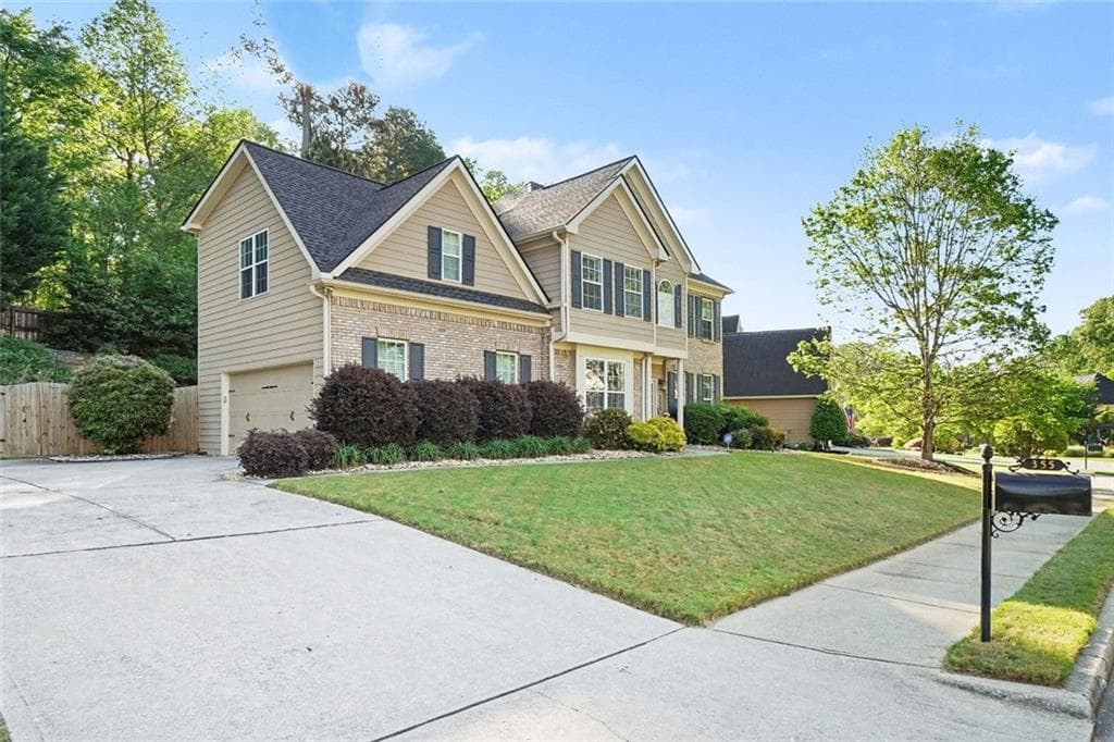 4 bedroom, 4 bathroom, 2,765 sq ft single family residence under contract at 355 Thorn Creek Way, Dallas, GA 30157 — photo 2