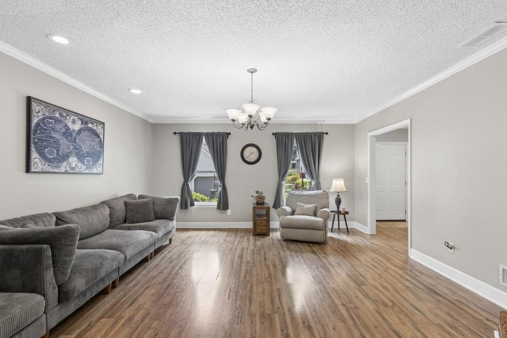 3 bedroom, 3 bathroom, 1,716 sq ft townhouse for sale at 934 Lenox Hill Court, Atlanta, GA 30324 — photo 7