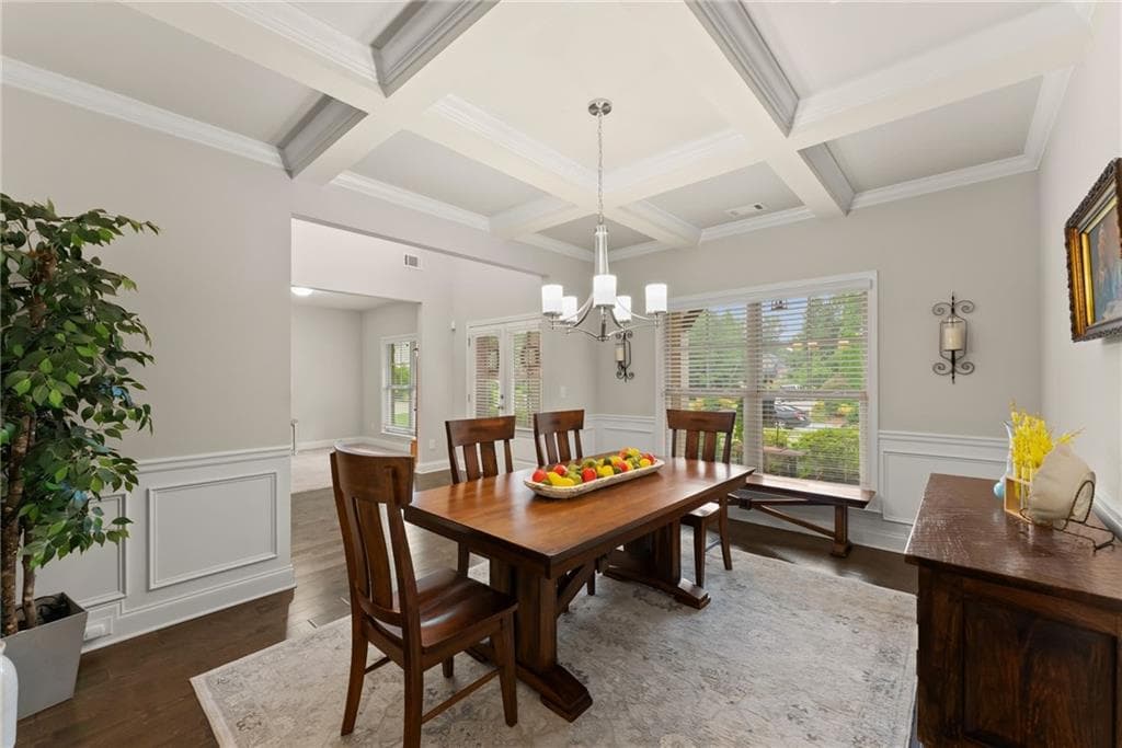 5 bedroom, 4 bathroom, 3,313 sq ft single family residence under contract at 6910 Concord Brook Lane, Cumming, GA 30028 — photo 8