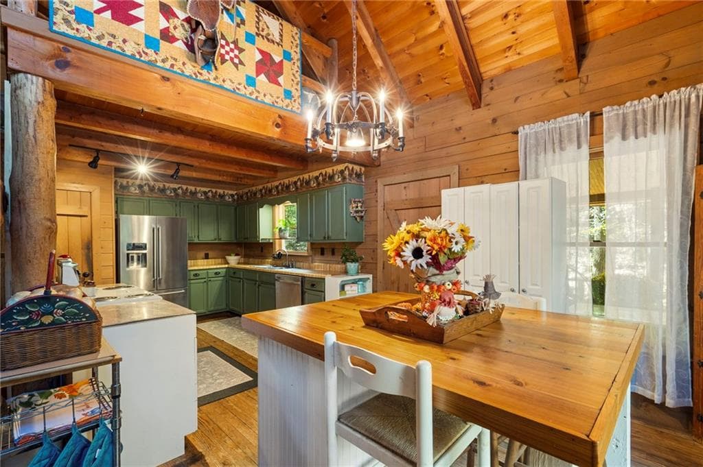 3 bedroom, 2 bathroom, 3,675 sq ft single family residence for sale at 7790 Atlanta Newnan Road, Chattahoochee Hills, GA 30268 — photo 10