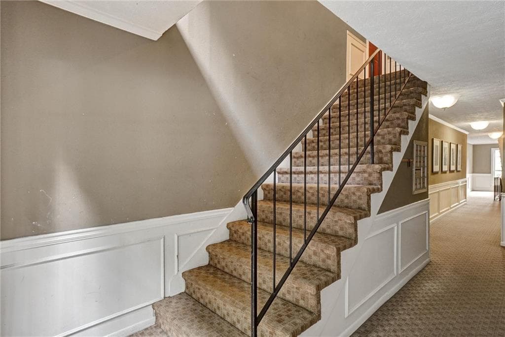 2 bedroom, 2 bathroom, 1,181 sq ft condominium for rent at 3513 Essex Avenue 67, Atlanta, GA 30339 for $1,895 a month — photo 2