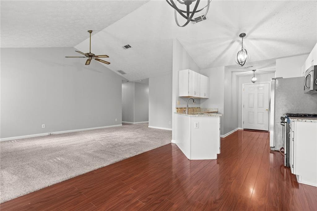 4 bedroom, 2 bathroom, 1,985 sq ft single family residence for rent at 2979 Sentinel Circle, Lawrenceville, GA 30043 for $2,295 a month — photo 7