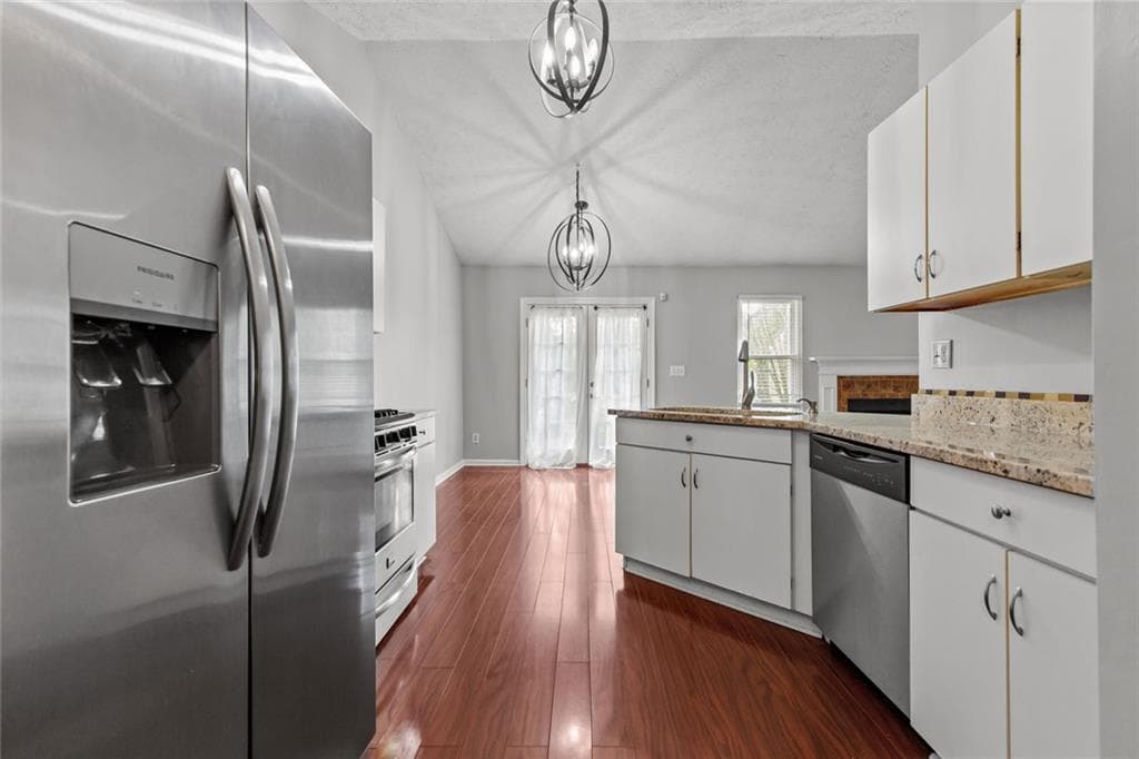 4 bedroom, 2 bathroom, 1,985 sq ft single family residence for rent at 2979 Sentinel Circle, Lawrenceville, GA 30043 for $2,295 a month — photo 10
