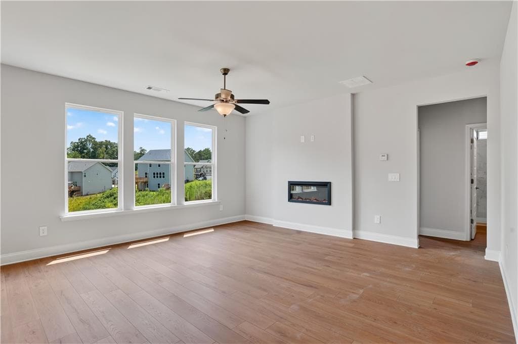 5 bedroom, 3 bathroom, 2,676 sq ft single family residence for sale at 214 Sage Lot 31 Street, Commerce, GA 30529 — photo 5