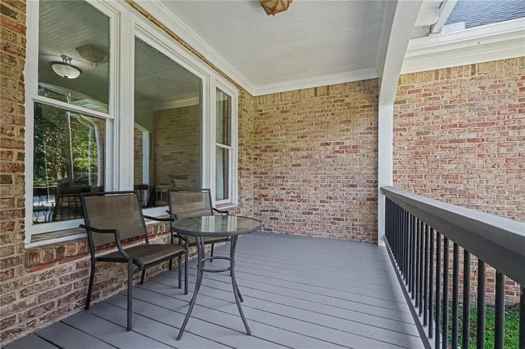 4 bedroom, 4 bathroom, 3,522 sq ft single family residence under contract at 346 Tonawanda Drive, Atlanta, GA 30315 — photo 7