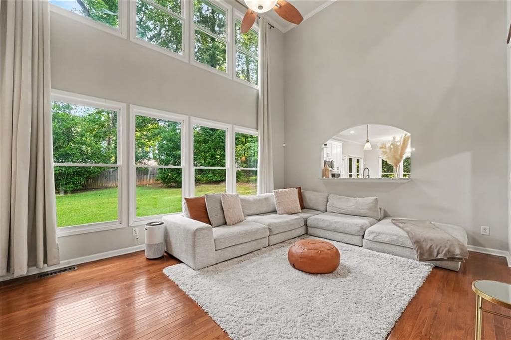 4 bedroom, 4 bathroom, 3,522 sq ft single family residence under contract at 346 Tonawanda Drive, Atlanta, GA 30315 — photo 10