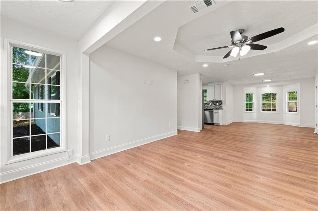 3 bedroom, 2 bathroom, 1,432 sq ft single family residence for sale at 1338 Armstead Circle, Monroe, GA 30655 — photo 5