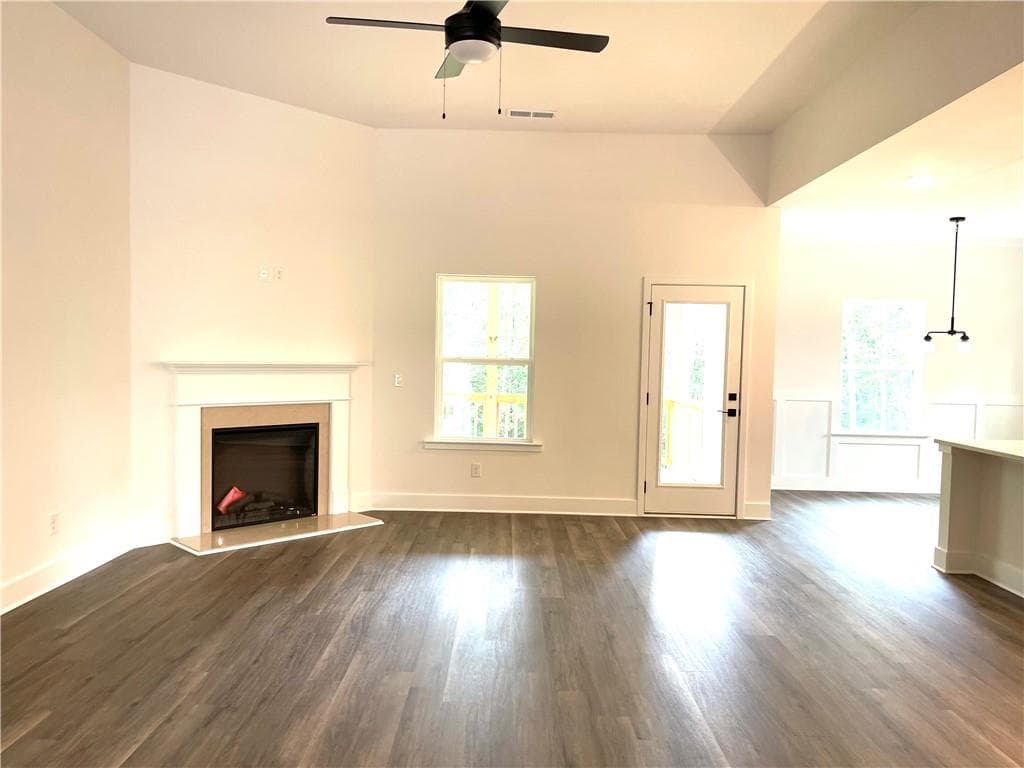 5 bedroom, 3 bathroom, 3,222 sq ft single family residence under contract at 200 Blackberry Court, Pendergrass, GA 30567 — photo 2