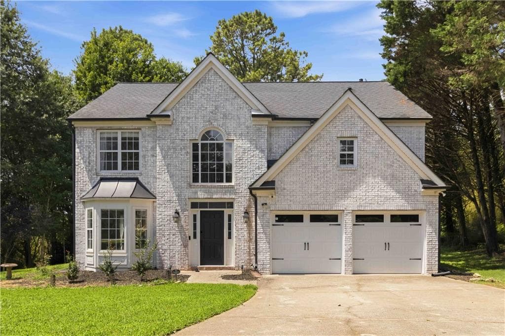 3 bedroom, 3 bathroom, 2,592 sq ft single family residence for sale at 7175 Valance Lane, Cumming, GA 30040 — photo 1 of 39