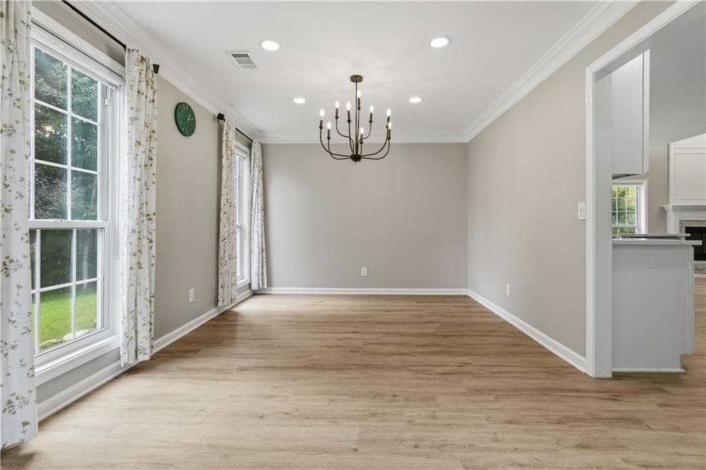 3 bedroom, 3 bathroom, 2,592 sq ft single family residence for sale at 7175 Valance Lane, Cumming, GA 30040 — photo 7