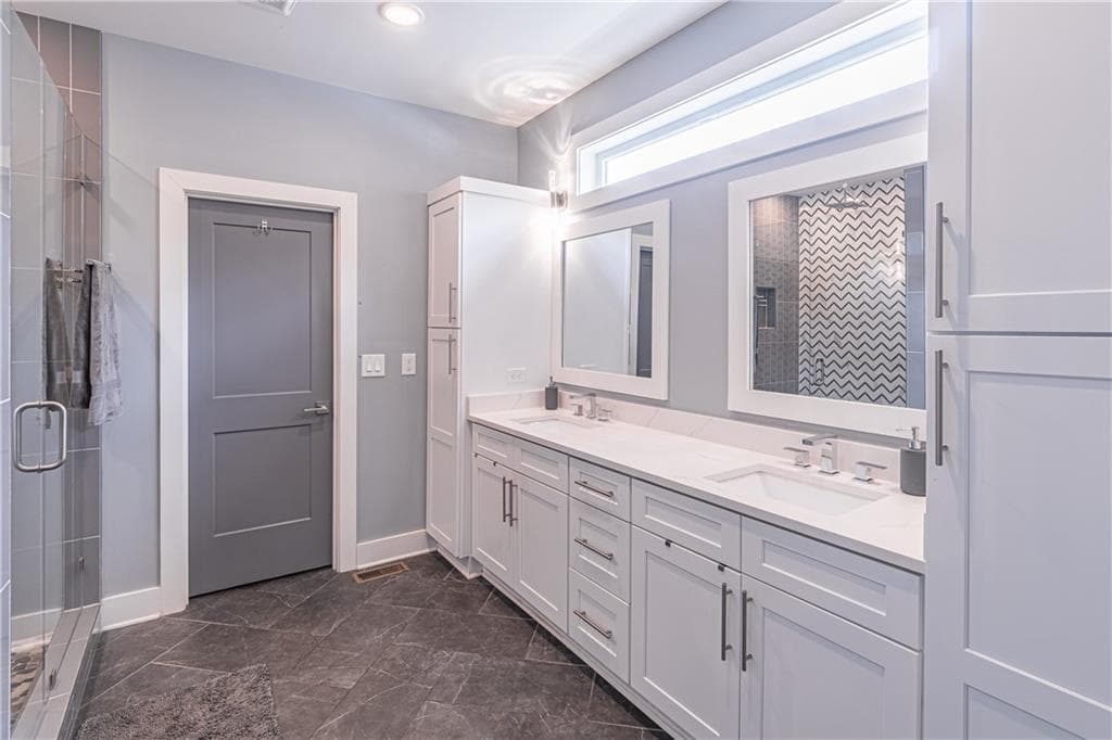 4 bedroom, 3 bathroom, 2,800 sq ft townhouse under contract at 42 Walthall Street B, Atlanta, GA 30307 — photo 5