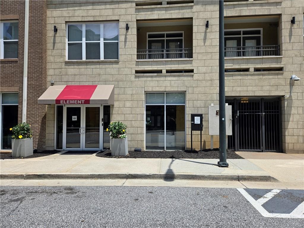 1 bedroom, 1 bathroom, 770 sq ft condominium for rent at 390 17th Street 3064, Atlanta, GA 30363 for $1,595 a month — photo 10