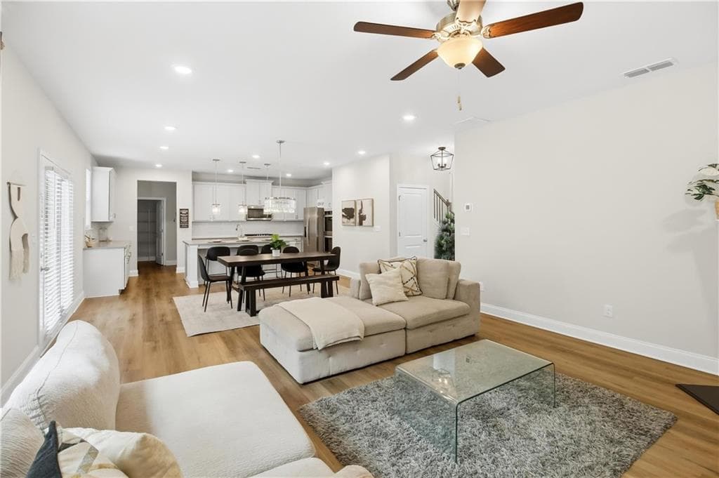 4 bedroom, 3 bathroom, 2,930 sq ft single family residence for rent at 3479 Jasmine Way, South Fulton, GA 30331 for $3,295 a month — photo 3
