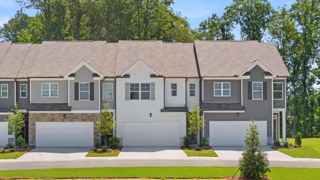 3 bedroom, 3 bathroom, 1,857 sq ft townhouse for sale at 64 Berryville Drive, Dawsonville, GA 30534