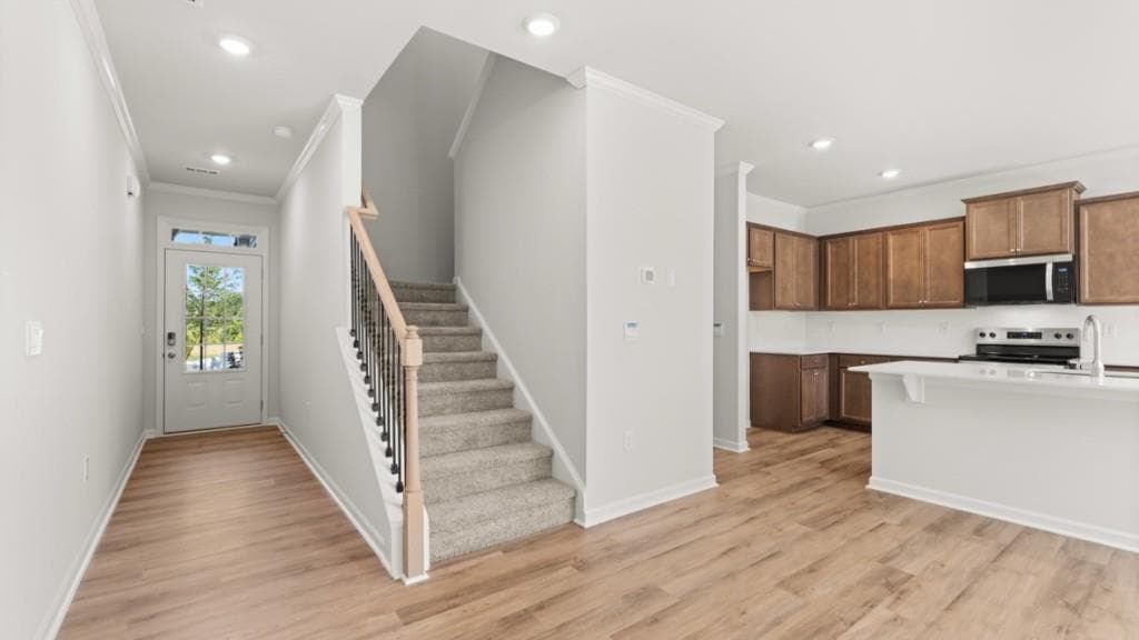 3 bedroom, 3 bathroom, 1,857 sq ft townhouse for sale at 64 Berryville Drive, Dawsonville, GA 30534 — photo 4