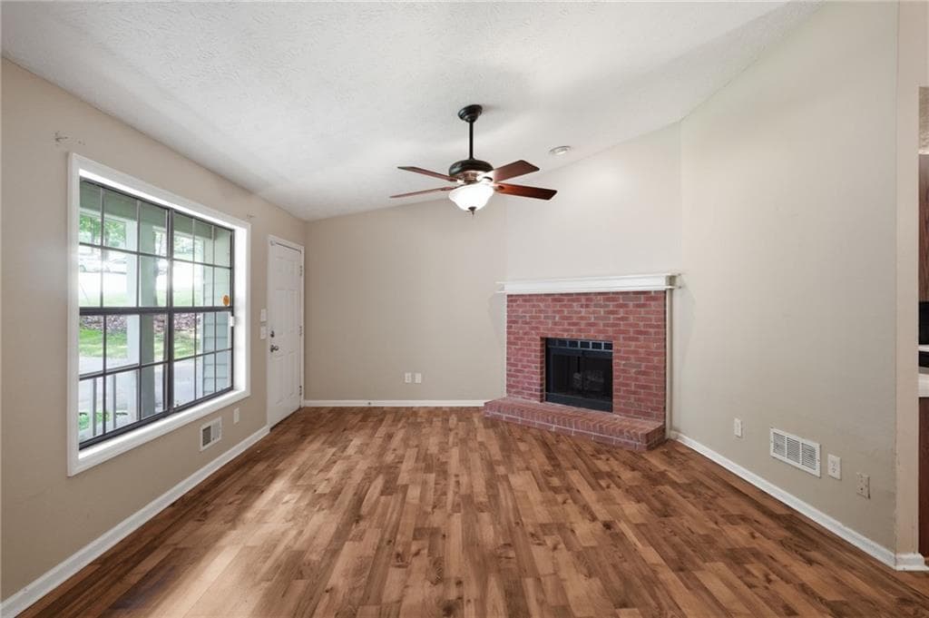 3 bedroom, 2 bathroom, 2,603 sq ft single family residence for sale at 3971 Woodbridge Drive, Snellville, GA 30039 — photo 10