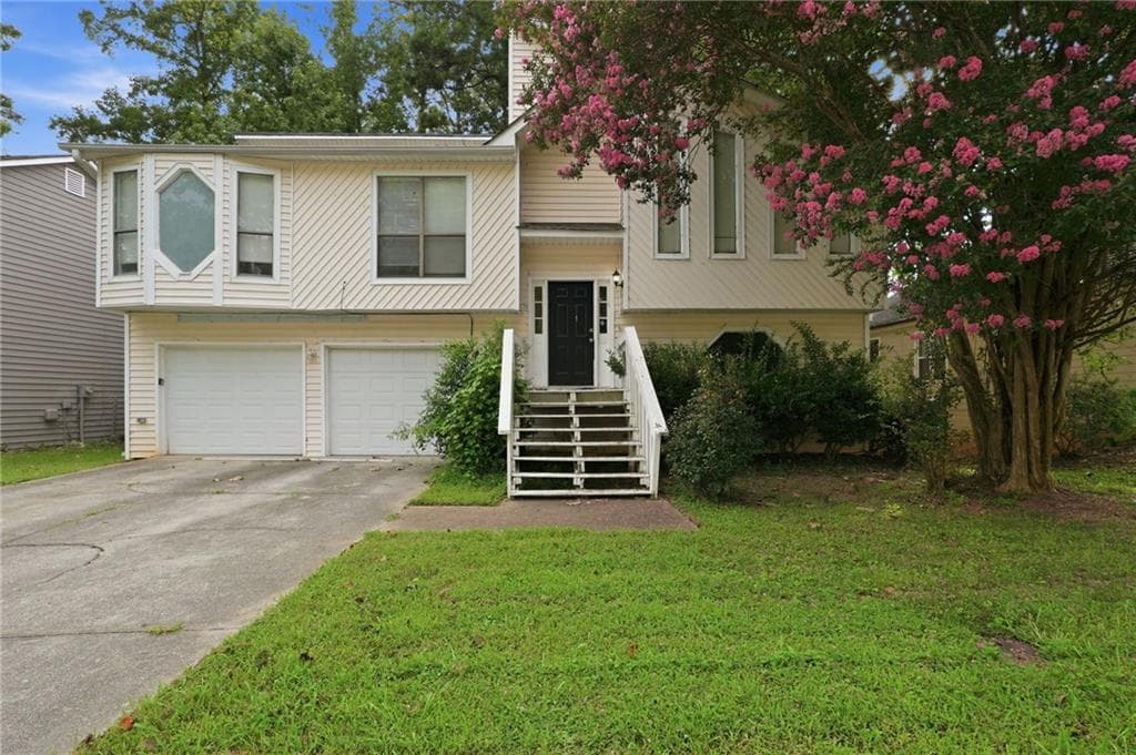3 bedroom, 3 bathroom, 1,947 sq ft single family residence sold at 1424 Brookcrest Street, Lawrenceville, GA 30044