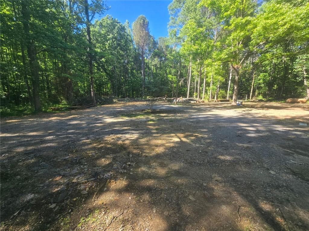 2 bedroom, 1 bathroom, 1,172 sq ft single family residence under contract at 966 Judkin Mill Road, Cedartown, GA 30125 — photo 6