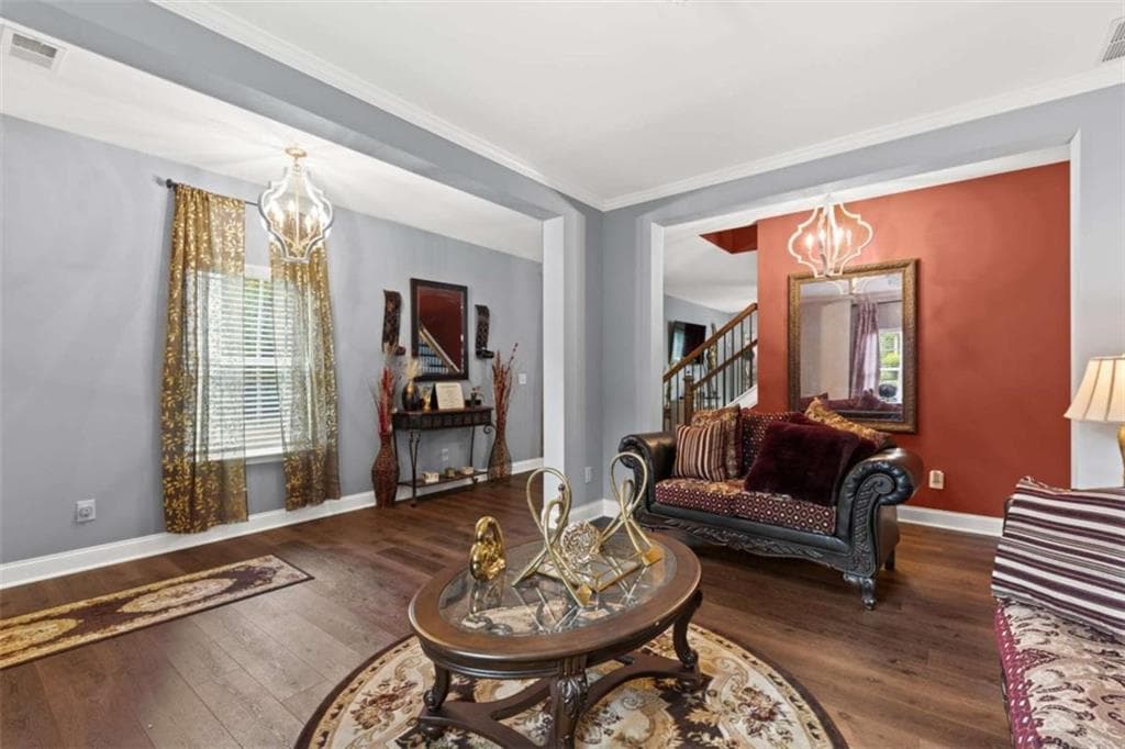 6 bedroom, 5 bathroom, 5,068 sq ft single family residence for sale at 4304 Bellwood Circle, South Fulton, GA 30349 — photo 5