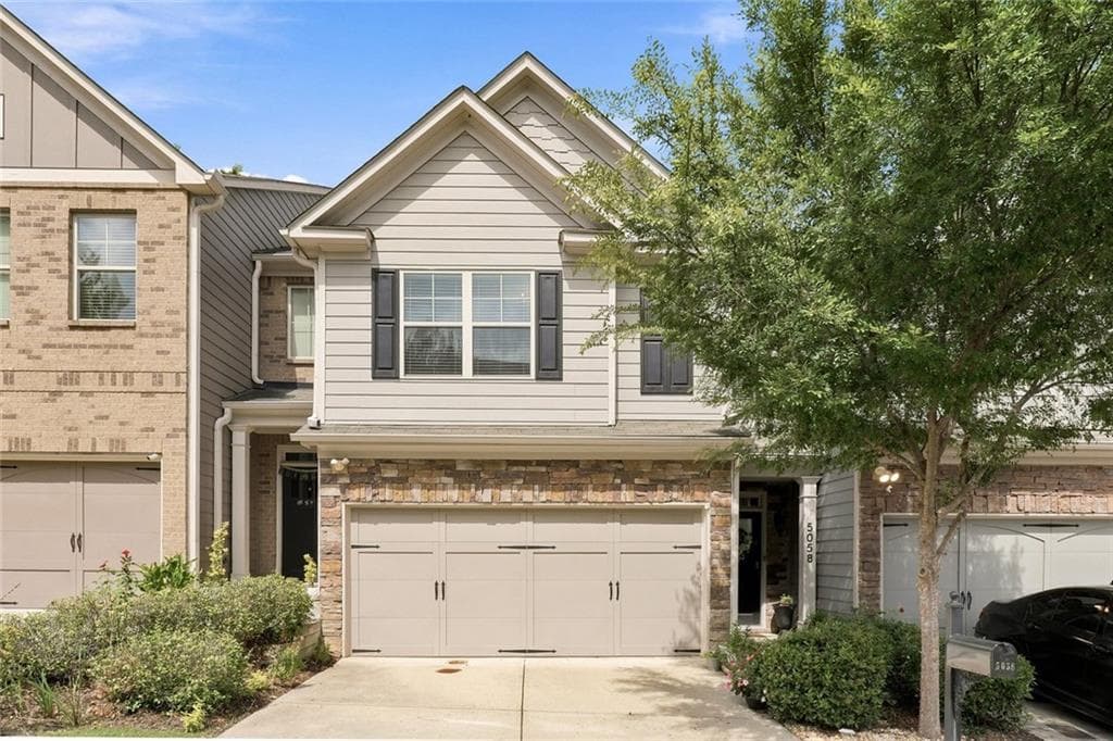 3 bedroom, 3 bathroom, 2,340 sq ft townhouse under contract at 5058 Whiteoak Street, Smyrna, GA 30080