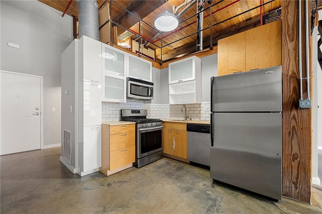 1 bedroom, 1 bathroom, 699 sq ft condominium for sale at 170 Boulevard 109H, Atlanta, GA 30312 — photo 4
