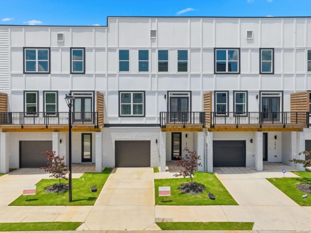 3 bedroom, 4 bathroom, 2,571 sq ft townhouse for sale at 1062 Glen Opal Drive, Decatur, GA 30032 — photo 6