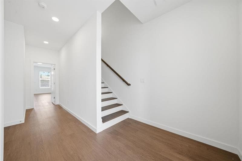 3 bedroom, 4 bathroom, 2,571 sq ft townhouse for sale at 1062 Glen Opal Drive, Decatur, GA 30032 — photo 8