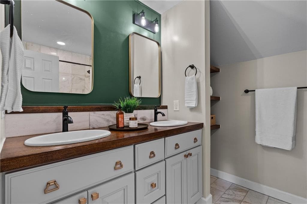 2 bedroom, 3 bathroom, 1,688 sq ft single family residence under contract at 1175 Haven Brook Way, Atlanta, GA 30319 — photo 4