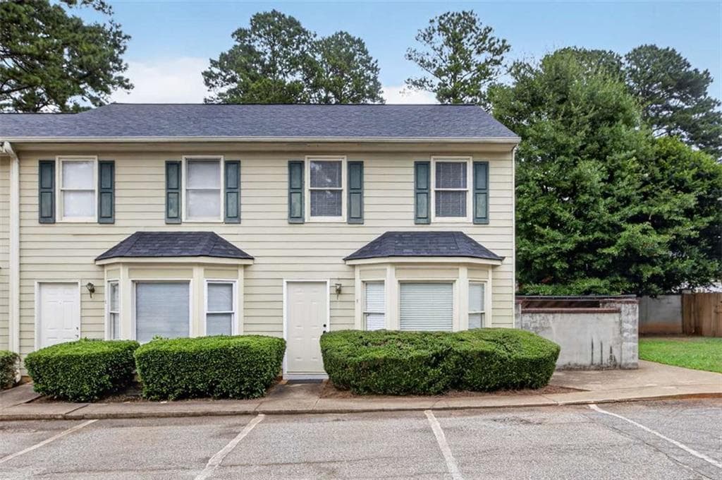 2 bedroom, 3 bathroom, 1,101 sq ft condominium for sale at 125 Dennis Drive, Athens, GA 30605 — photo 3