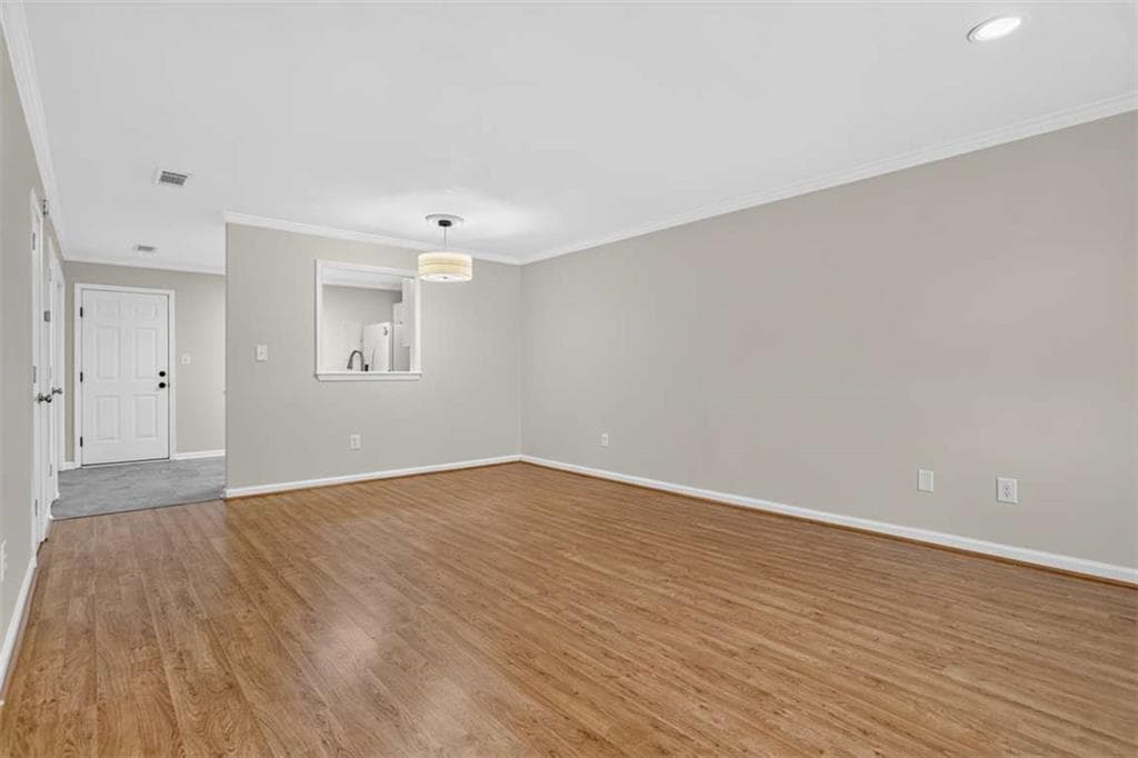 2 bedroom, 3 bathroom, 1,101 sq ft condominium for sale at 125 Dennis Drive, Athens, GA 30605 — photo 5