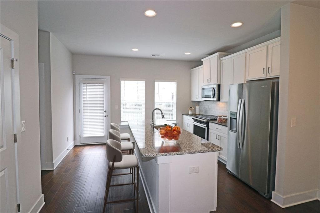 3 bedroom, 4 bathroom, 2,400 sq ft townhouse for rent at 2163 Wiggins Walk, Atlanta, GA 30316 for $2,500 a month — photo 9