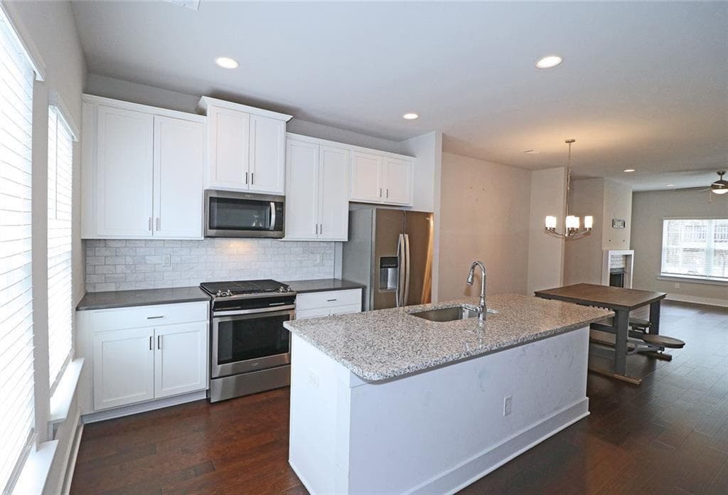 3 bedroom, 4 bathroom, 2,400 sq ft townhouse for rent at 2163 Wiggins Walk, Atlanta, GA 30316 for $2,500 a month — photo 10